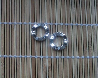 1 set of 2 silver metal jump rings