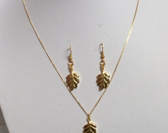 Yellow Gold plated Sterling Silver leaf jewellery set, Gold plated Sterling Silver leaf pendant, Gold plated Sterling Silver leaf earrings,