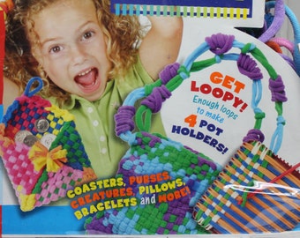 weaving kit,Alex Toys Loop'N'Loom weaving kit,real metal loom,ages 5+,metal loom,weaving,loop N loom,weaving activity fun,looming