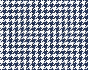 Navy & White Houndstooth Fabric, Riley Blake C970-21 Medium Houndstooth, White and Navy Houndstooth Fabric, Cotton Quilt Fabric