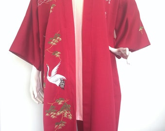 Vintage 80s full length kimono robe in scarlet with embroidery