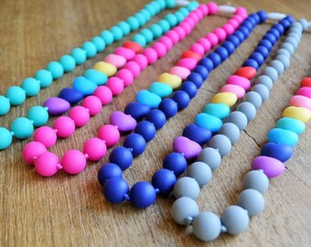 Heart Silicone Teething Necklace for Mommy- Baby Shower Gift- Beaded Nursing Jewelry - BPA FREE Chewing Beads - Jewelry Beads - Bitty Bites