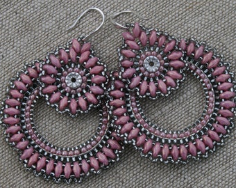 pink earrings, victorian earrings, beaded earrings, hoop earrings, seed beads earrings, beadwoven earrings, beadwork, dangle earrings