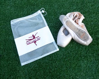 Personalised Ballet Shoe Bag, Pointe Shoe Bag, Drawstring Dance Bag, Bright Mesh Bag, Embroidered Ballerina with Name, Gift for Dancer