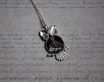 Necklace + pendant OWL Steampunk watch parts and resin