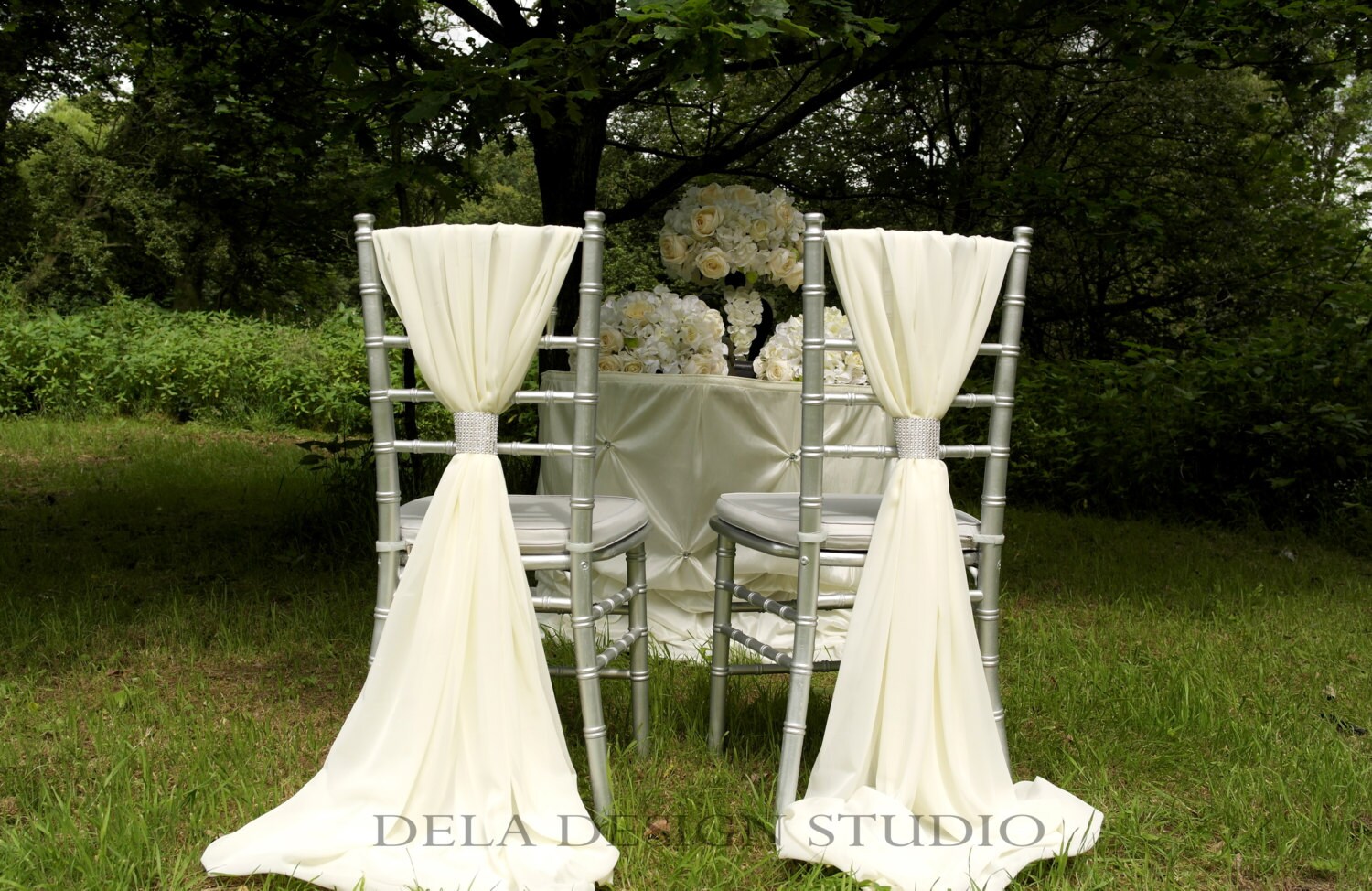 12 x Wedding Chiffon Chair Sash White/Ivory/Cream Wedding 12 x Wedding Chiffon Chair Sash ~ White/Ivory/Cream - Wedding Chair Decor - Chiavari Chair Cover Sash Chiffon crepe is a beautiful soft material with a subtle