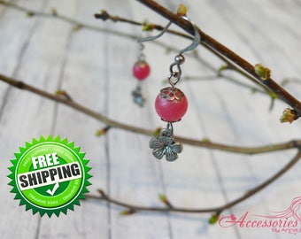 Pink Flower earrings Dangle earrings Floral jewelry Pink agate Boho Summer Romantic earrings Pink gemstone jewelry Agate beads earring Stone