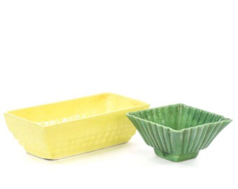 FREE SHIPPING - Mid Century Modern Scalloped Ceramic Dish Bowls