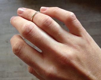 Knuckle ring, simple ring in sterling silver