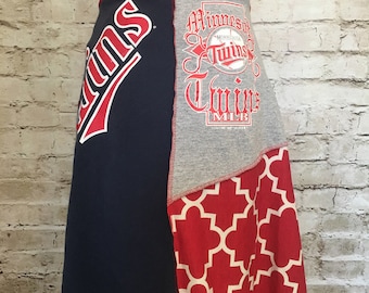 Minnesota Twins t-shirt skirt; upcycled t-shirt skirt