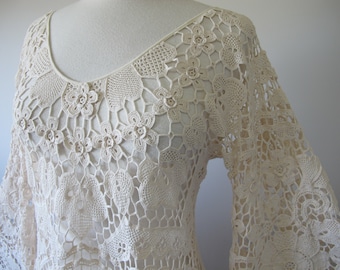 Intricate Venetian Lace Bell Sleeve Cascading TRAIN Cream Vintage Wedding Dress