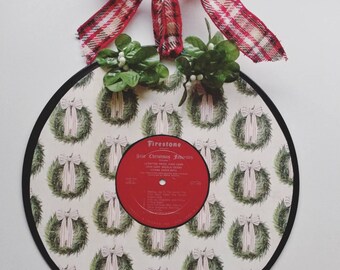Old Fashioned Christmas - Christmas Wreath
