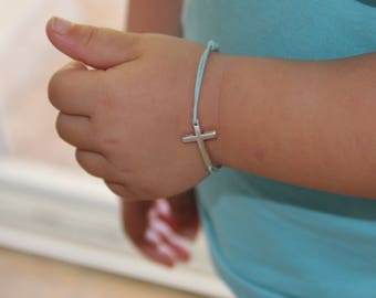 Bracelet baby Cross and adjustable cord
