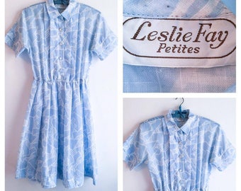 60s Vintage || Dress || Full Skirt Dress || Leslie Fay Petites || Elastic Waist || Blue & White || Summer Day Dress || Size S-M