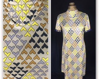 Vintage Novelty Heart Shift Dress