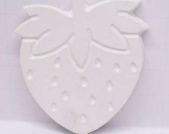 Ready To Paint/DIY/Plaster/ChalkWare/PlasterCraft/Flat Back Magnet Strawberry #179