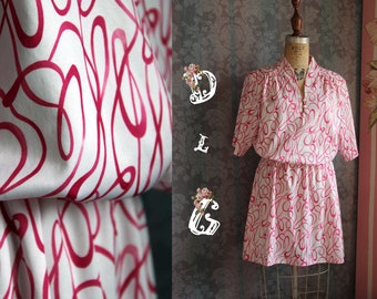 Sz S Dark Pink 70s Vintage Mini Mod Dress with Swirling Patterns Pop Art