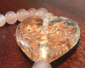 Beaded beacelet with heart pendant
