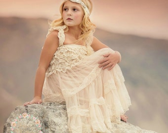 Flower Girl Dress, Rustic flower girl dress, Vintage Flower Girl Dress, Shabby Chic Flower Girl ,Ivory lace dress, country flower girl dress