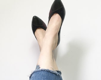 Vintage 80s Heels, Leather Shoes, Vintage Pumps, Kitsch Heels, Leather Heels, Navy Blue Shoes, UK 3.5