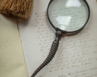Magnifying Glass with metal Gazelle Horn Handle
