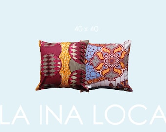 Buntes Ibiza-Style Kissen mit afrikanischem Waxprint