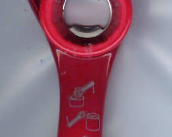 ZYLISS Vintage Bottle Can 5 Way Opener Red