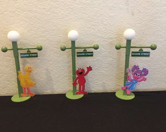 9inch Sesame Street Sign with Lamp Post, Sesame Street Party, Sesame Street Centerpiece, Sesame Street Party Props
