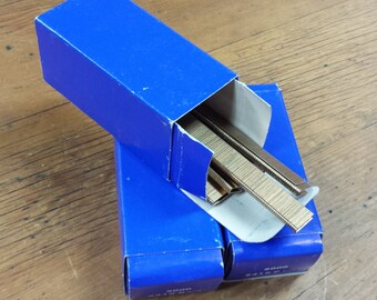 5400 Series 3/16 Crown, 5418 9/16", 20 Gauge Staples for Electric Stapler Duo-Fast 5000 count, Made in Germany, Regitar, Duraco
