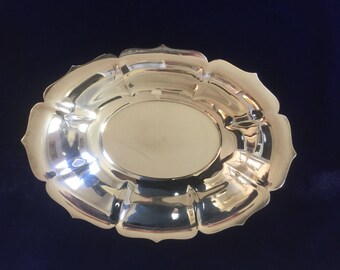 Lunt Silverplate Early Dublin pattern bowl