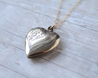 Vintage Gold Heart Locket with Room for Initial Personalization 14k Gold Filled Chain Necklace Pendant