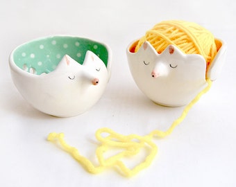 Fox Yarn Bowl, Knitting Bowl. Decorated in Green with White Polka Dots. Ready To Ship