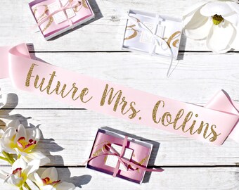 Future Mrs Sash. Bachelorette Party Sash. Bride Sash. Mrs. Sash. Bachelorette Sash. Bride to Be Sash. Custom Bachelorette Party Sash.