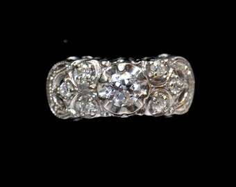Antique 1930's Gold and Diamond Art Deco Ring