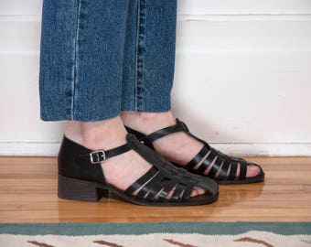 Size 10 / 90s Black Fisherman Sandals / T-Straps / Leather / Made in Italy