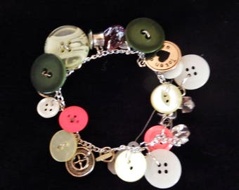 Vintage button bracelet