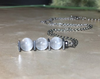 Selenite Necklace, Healing Crystal, Selenite Choker, Selenite Crystal, Chakra Crystal, Purification Crystal, Stainless Steel Necklace