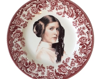 Vintage - Illustrated - Princess Leia - Geek - Plate - Upcycled - Wall Display - Altered - Antique Plate