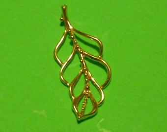 36 mm gold vermeil leaf pendant with loop