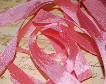 Salmon Pink Vintage Seam Binding Ribbon