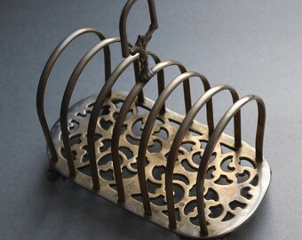 Toast Rack with Open Fretwork Base
