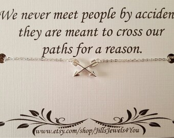 Best Friend Necklace, Long Distance Best Friend, Friendship Necklace, BFF Arrow Charm Necklace, Bridesmaid Gift, Graduation Gift, Going Away