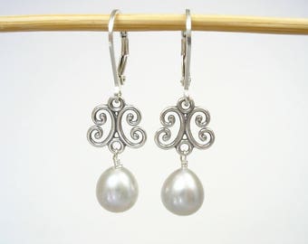 Gray Pearl Earrings, Real Pearl Silver Earrings, Leverback, Bridal Pearl Earring, Filigree Earrings, June Birthstone, Oval Pearl. Genuine