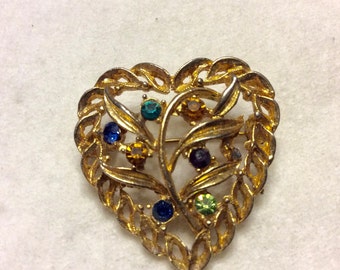 Vintage family tree rhinestones heart gold metal brooch pin.