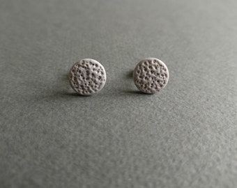 The Moon 2. Stud earrings.