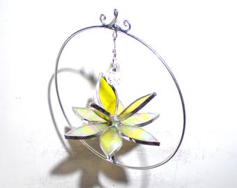 Beaming - Stained Glass Lotus Spinner - Mini Yellow Flower Home Garden Decor Nature Yard Art Suncatcher Ornament Crystal (READY TO SHIP)