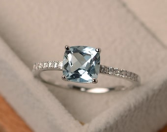 Aquamarine ring, natural aquamarine, aquamarine engagement ring, sterling silver, March birthstone