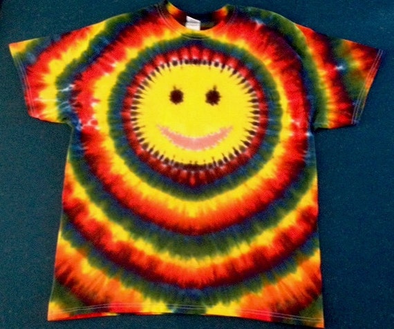 how to make a smiley face tie dye shirt