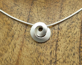Necklace 'Moebius' Small