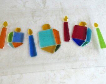 Dreidel Plate, Hanukkah Glass Plate, Colorful Glass Dreidels and Candles, Hanukkah Fused Glass Platter, Hanukkah Gift, Hanukkah Serving Dish
